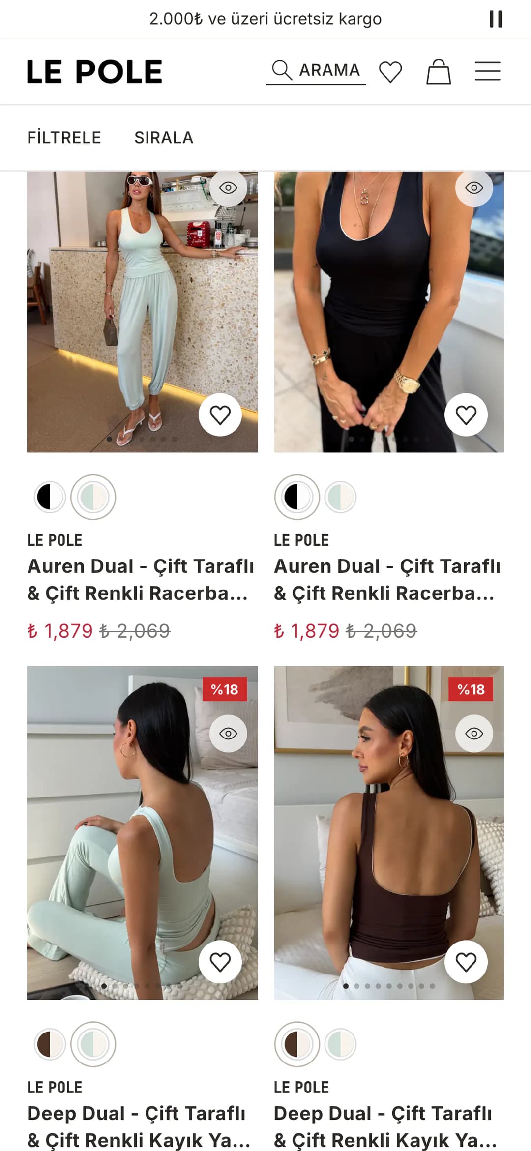 Le Pole Tüm Ürünler sayfası telefonda: Filtrele ve Sırala çubuğunun altında iki sütunlu dikey ürün kartları; Auren Dual ve Deep Dual çift taraflı tişörtler model fotoğrafları, çift renkli renk seçenekleri ve indirimli fiyatlarıyla.