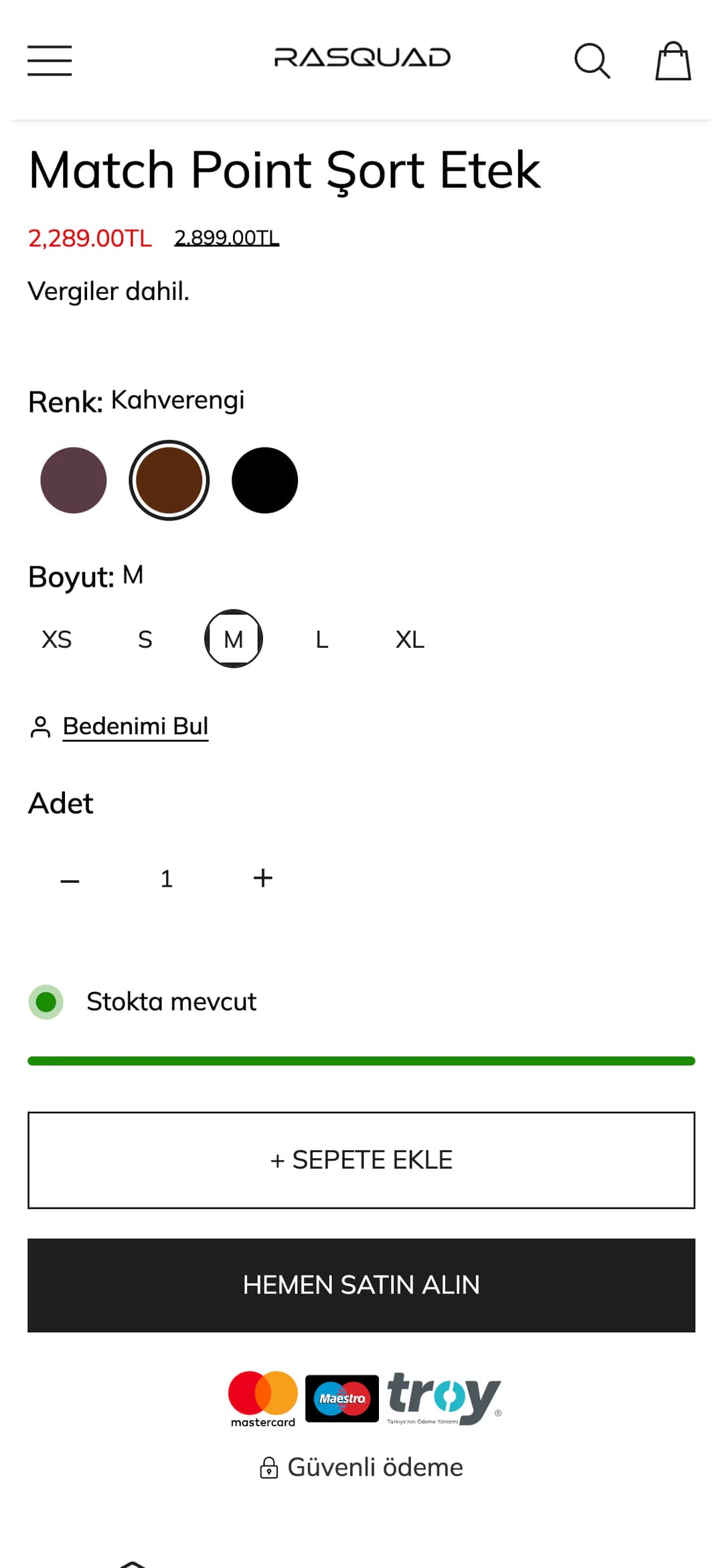 Rasquad Match Point Şort Etek ürün sayfasının karar alanı telefonda: ürün adı, 2,289.00TL indirimli fiyat ve Vergiler dahil notu; Renk: Kahverengi yazısı ve seçili kahverengi renk dairesi, Boyut: M yazısı ve seçili M bedeni, hemen altında Bedenimi Bul bağlantısı; Adet seçici, Stokta mevcut göstergesi, + SEPETE EKLE ve HEMEN SATIN ALIN düğmeleri, ödeme logoları.